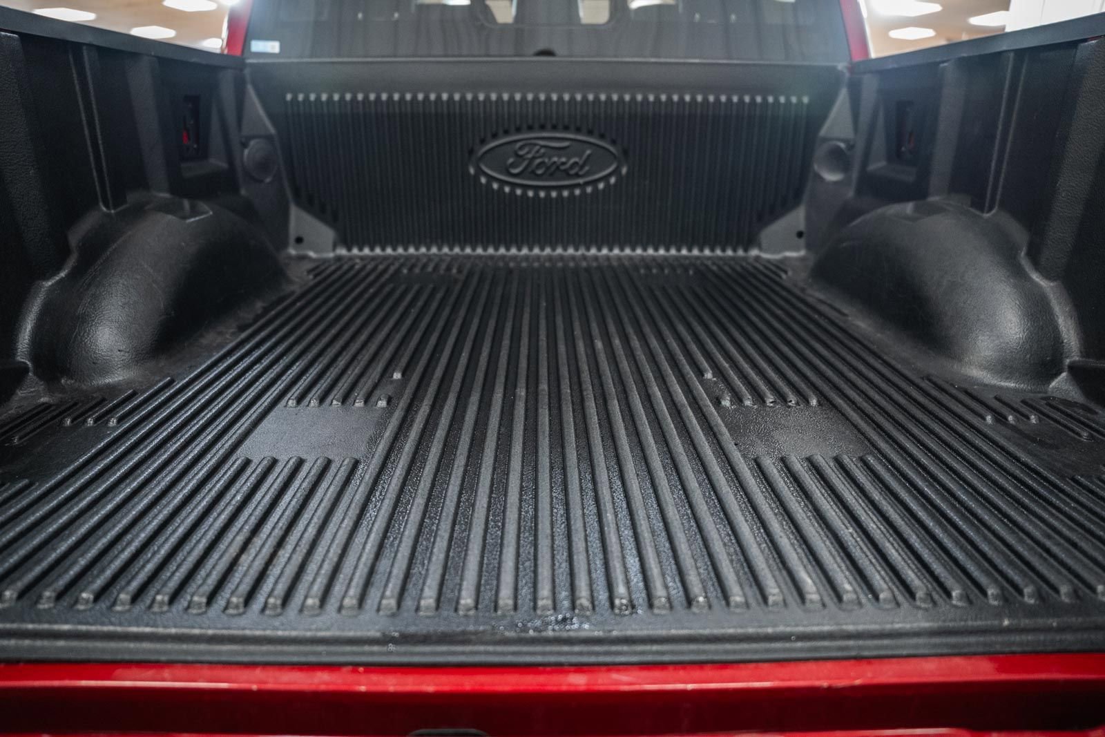 Certified 2022 Ford F150 Lariat w/ Equipment Group 502A High image 25