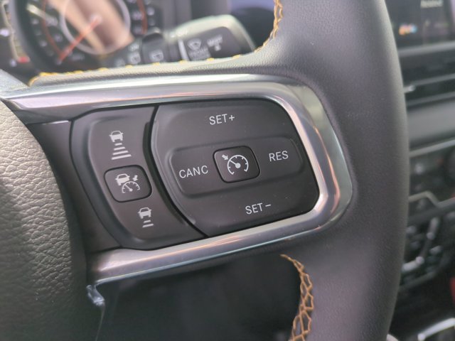 Used 2024 Jeep Wrangler Unlimited Sahara w/ Safety Group image 18