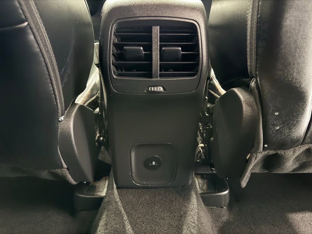 Certified 2025 Ford Escape ST-Line image 27