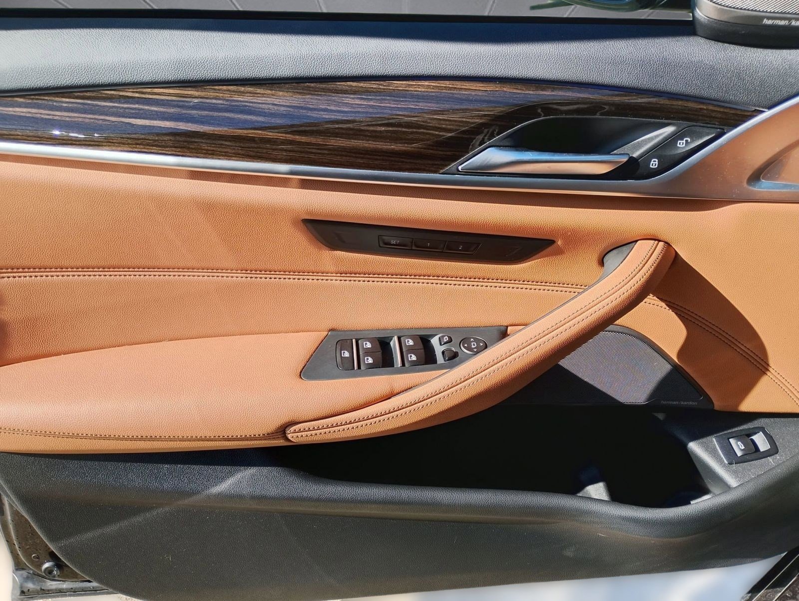 Used 2023 BMW 530i 530i w/ M Sport Package image 10