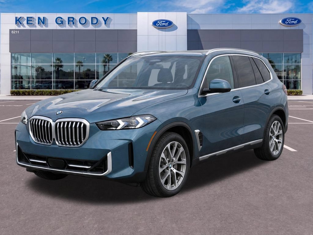 Used 2024 BMW X5 sDrive40i w/ Premium Package RWD image 3