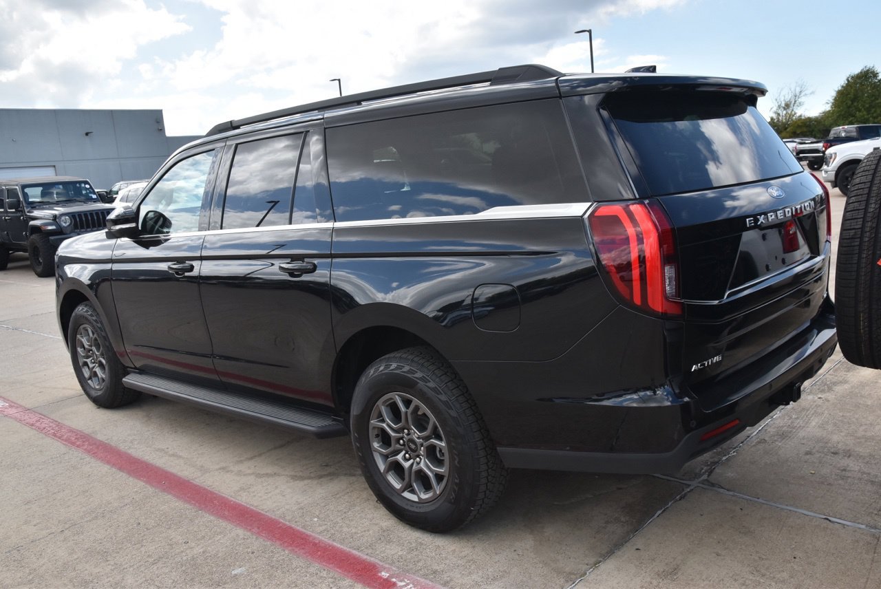 Certified 2026 Ford Expedition Max Active RWD image 7