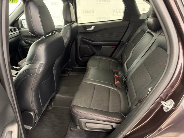 Certified 2023 Ford Escape ST-Line w/ Tech Pack #1 AWD/4WD image 29