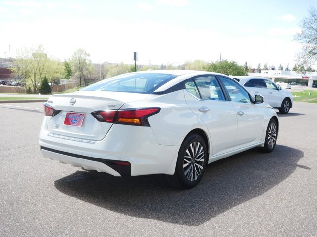 Used 2023 Nissan Altima 2.5 SV FWD image 5