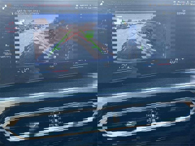 Used 2023 BMW i4 eDrive40 w/ M Sport Package image 11