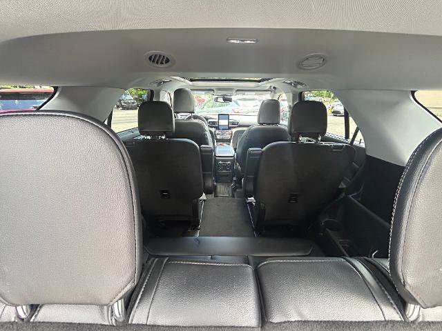 Certified 2023 Ford Explorer Limited w/ Limited Technology Package AWD/4WD image 13