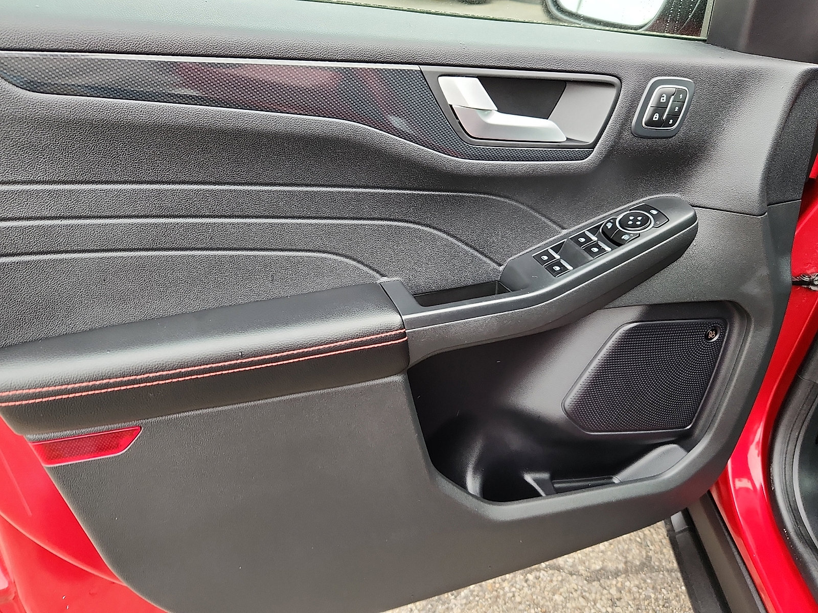 Certified 2023 Ford Escape ST-Line Elite w/ Premium Technology Package AWD/4WD image 12