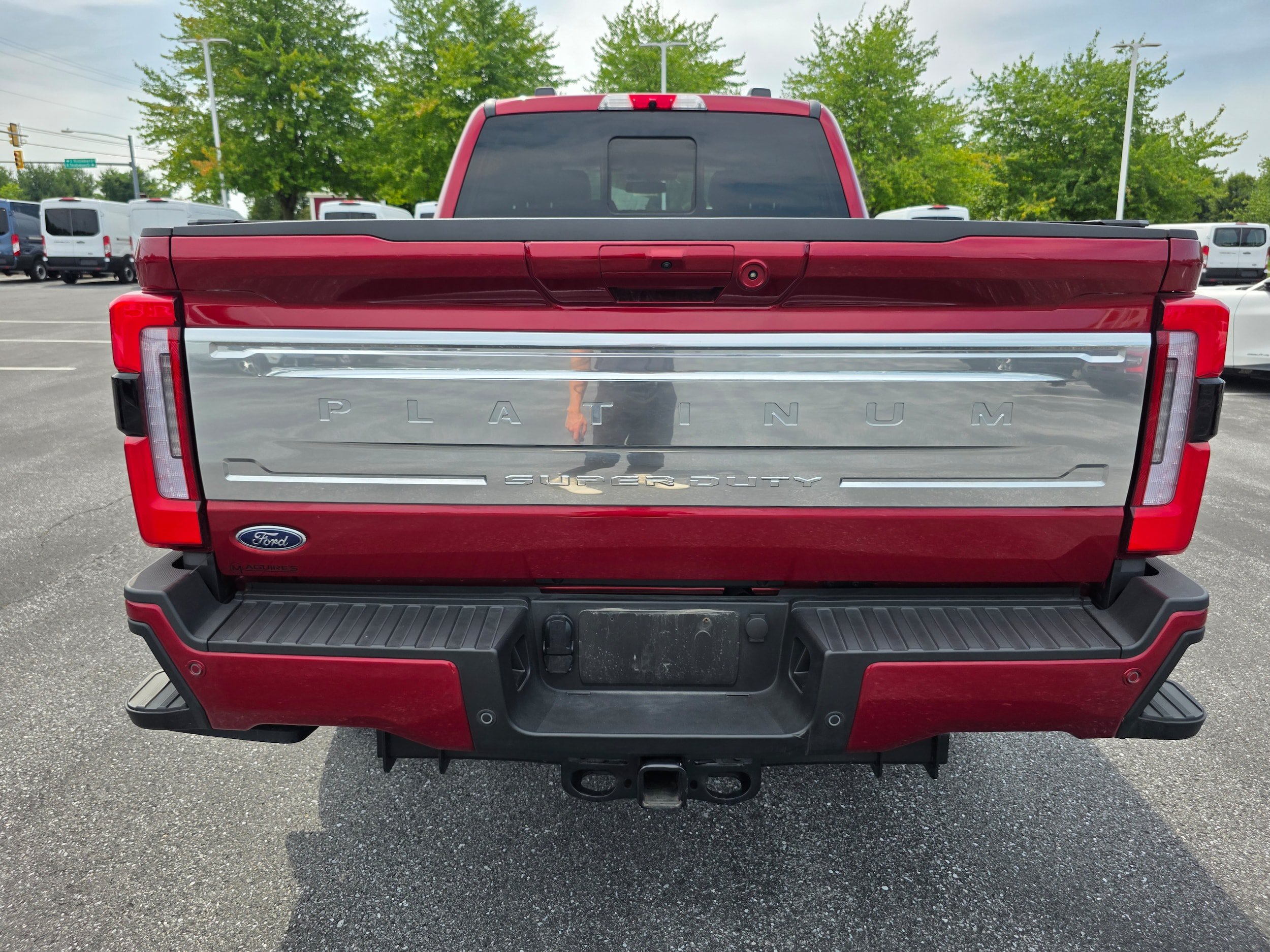 Certified 2026 Ford F250 Platinum w/ Platinum Plus Package AWD/4WD image 4