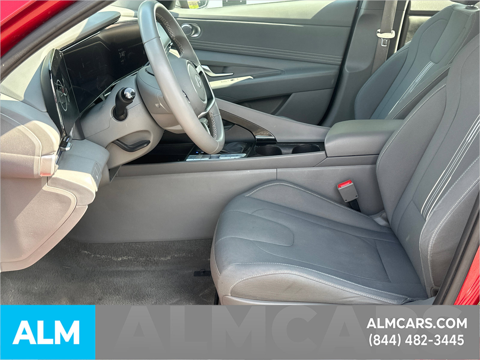Used 2025 Hyundai Elantra SEL FWD image 10