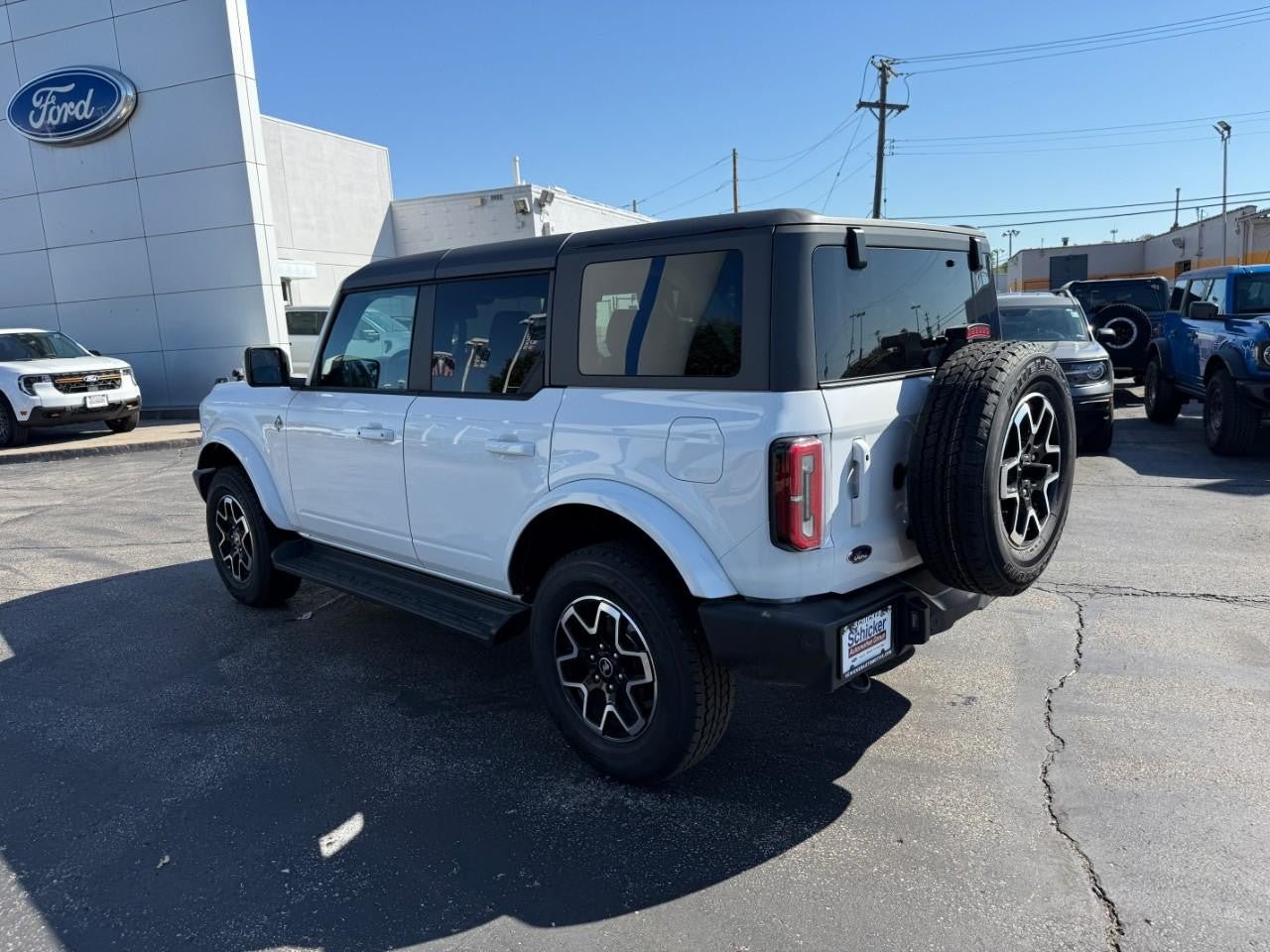Certified 2025 Ford Bronco Outer Banks AWD/4WD image 5