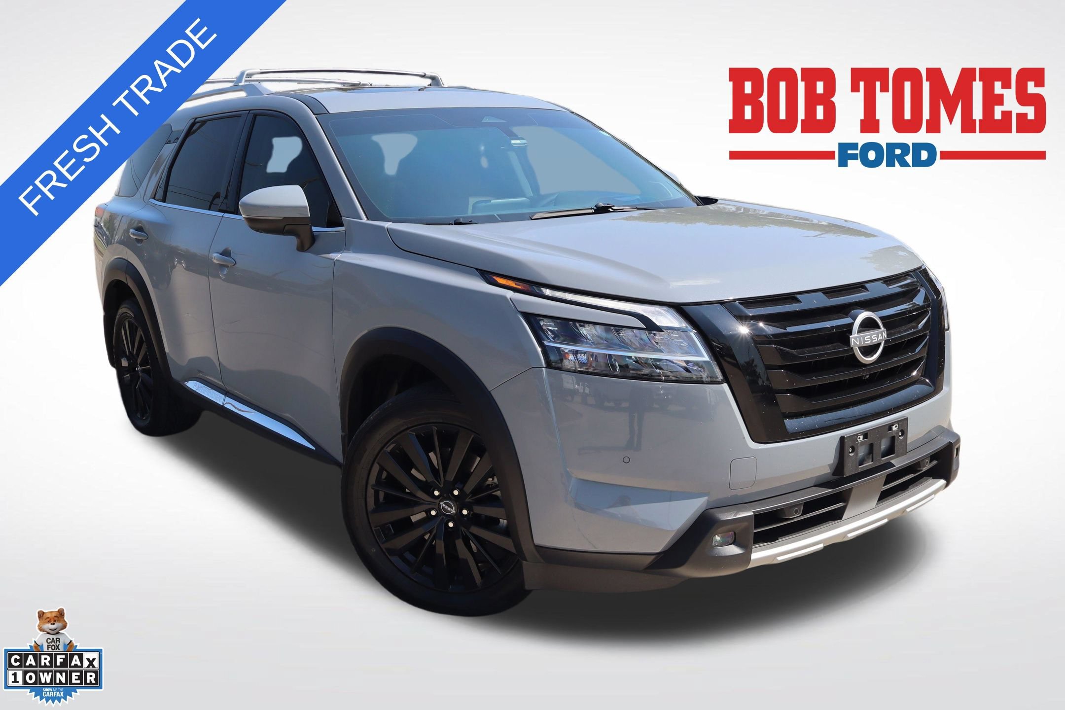 Used 2024 Nissan Pathfinder Platinum w/ Lighting Package (N92) AWD/4WD video 1