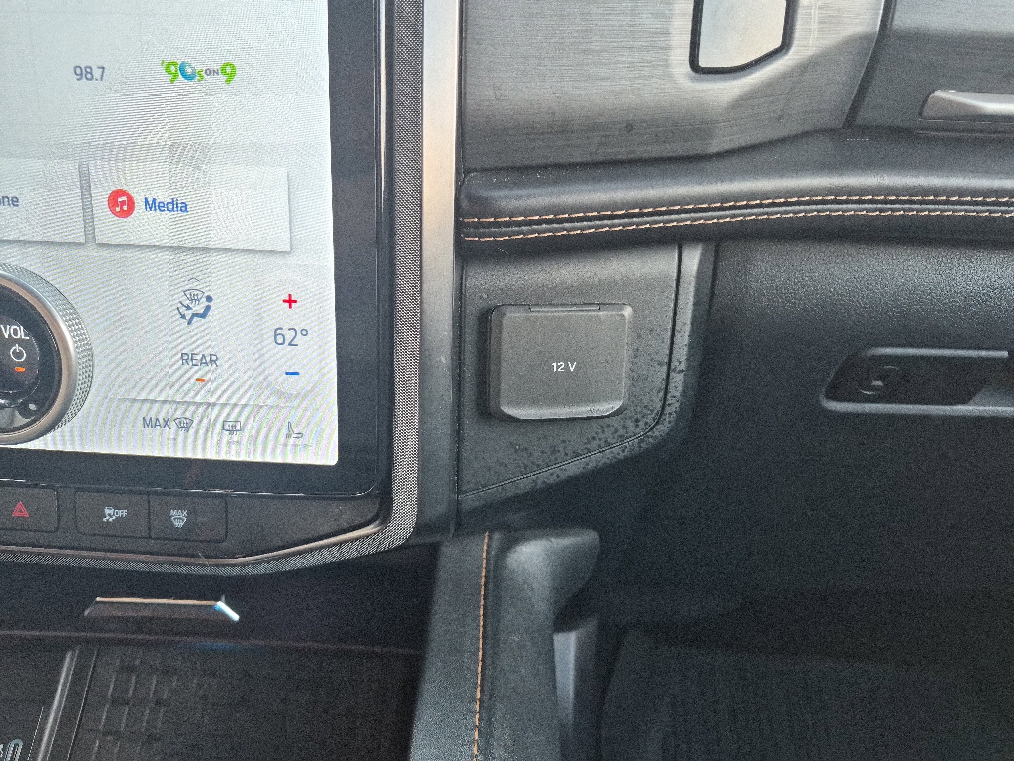 Certified 2023 Ford Expedition Max Platinum image 36