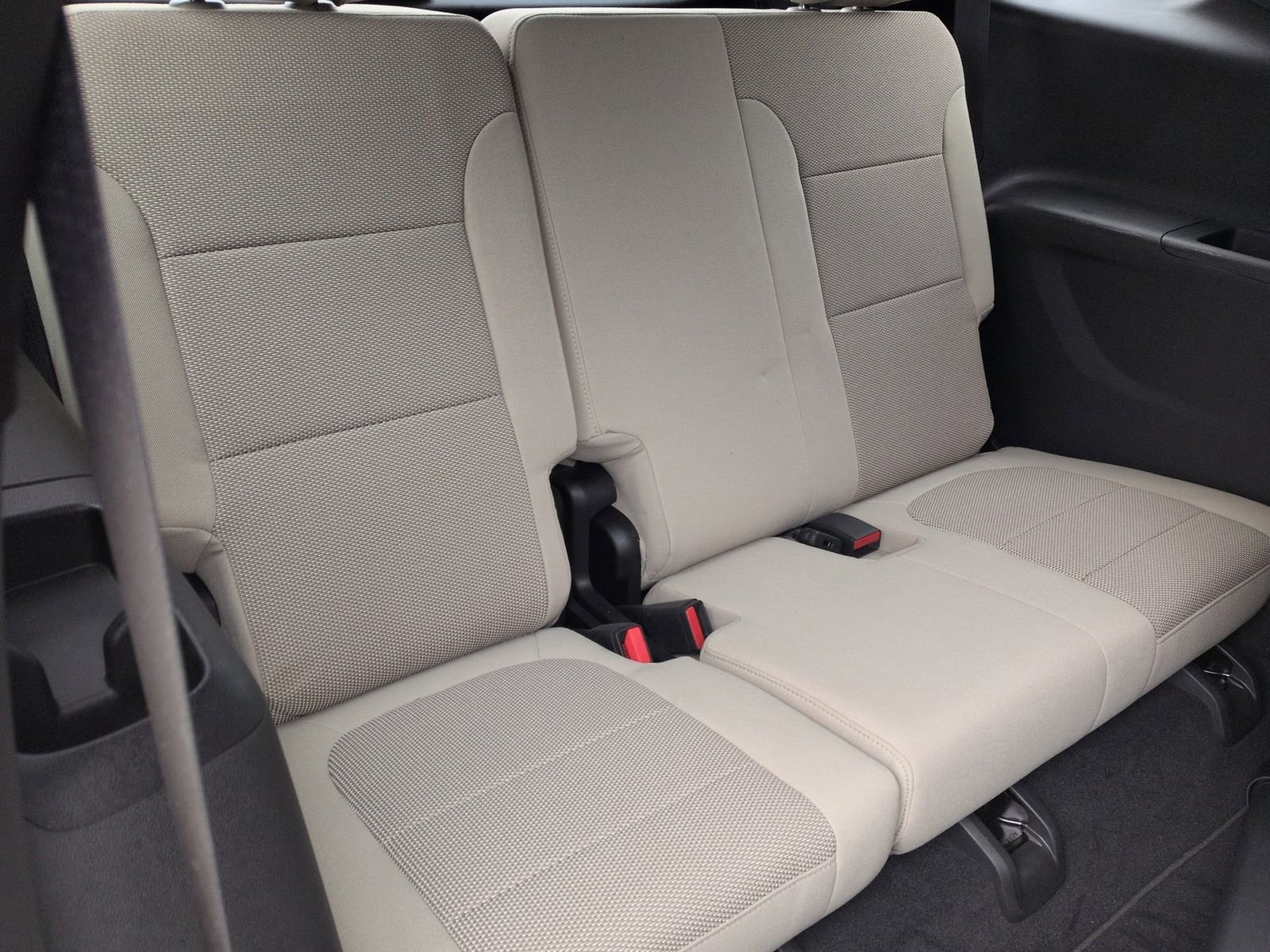 Used 2022 Chevrolet Traverse LT w/ LPO, Cargo Package image 24