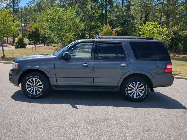 Certified 2017 Ford Expedition XLT w/ Equipment Group 202A AWD/4WD image 7