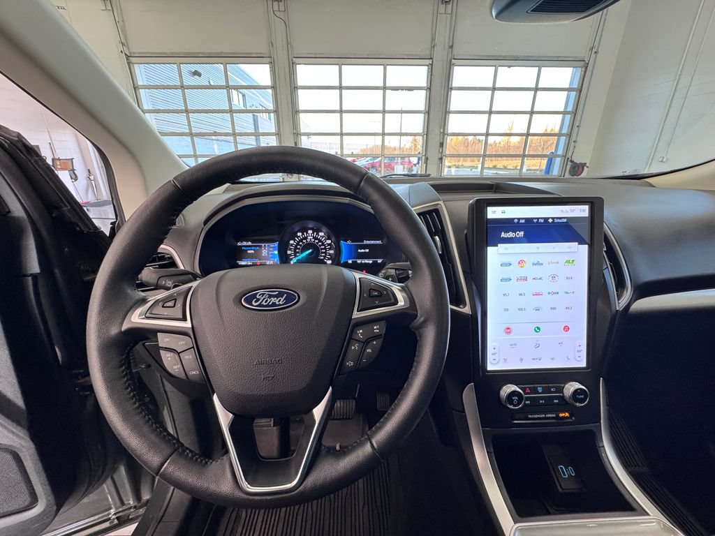 Certified 2024 Ford Edge SEL w/ Convenience Package AWD/4WD image 13