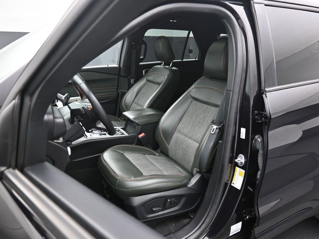 Certified 2022 Ford Explorer Timberline image 16