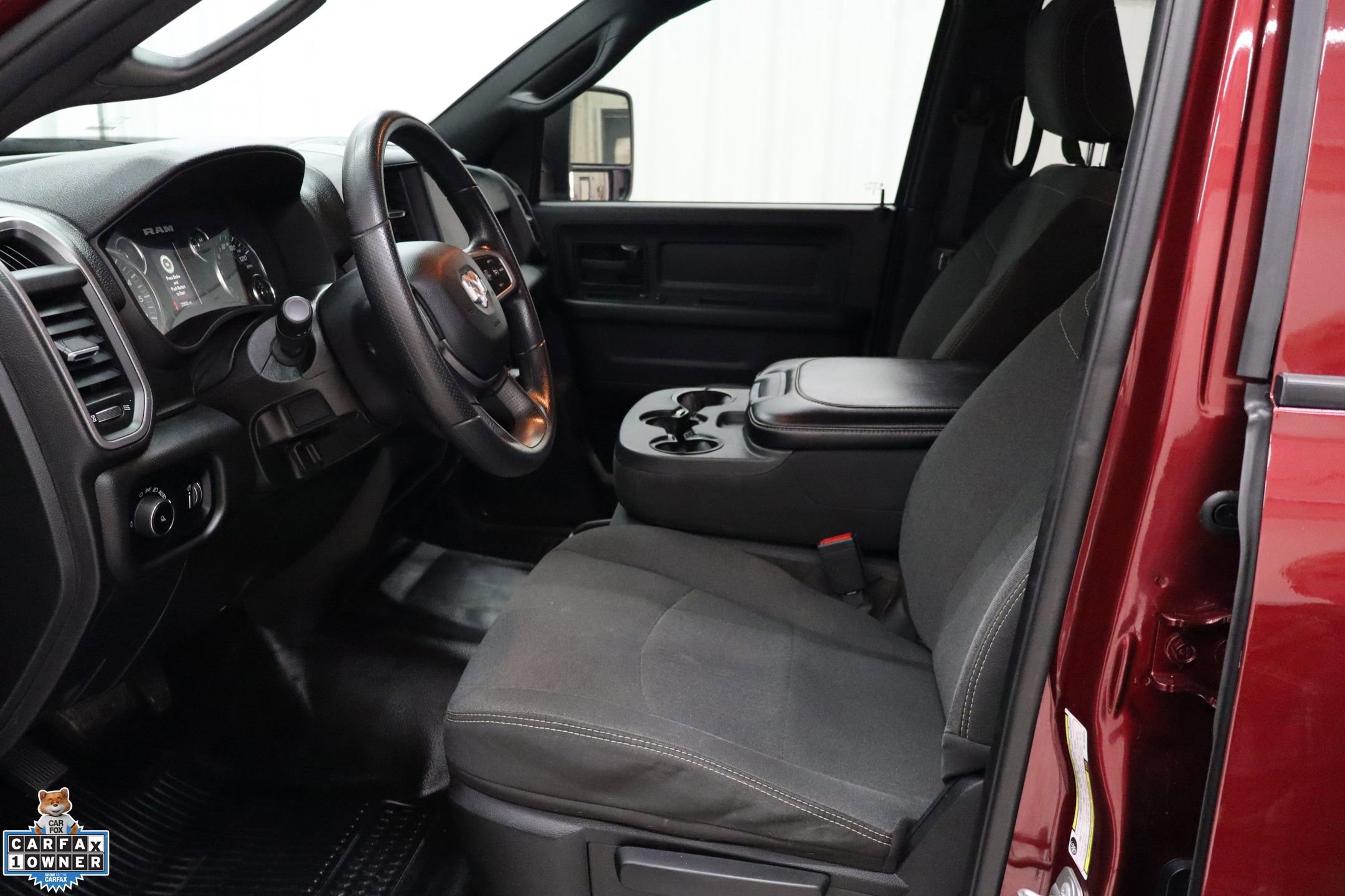 Used 2024 RAM 2500 Tradesman w/ Chrome Appearance Group image 31