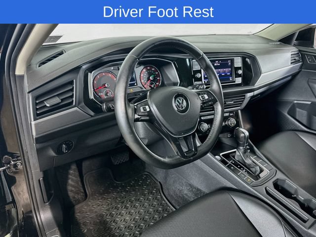 Used 2019 Volkswagen Jetta SE w/ Cold Weather Package FWD image 23