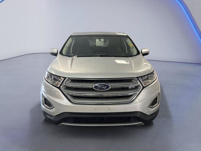 Certified 2018 Ford Edge Titanium AWD/4WD image 3