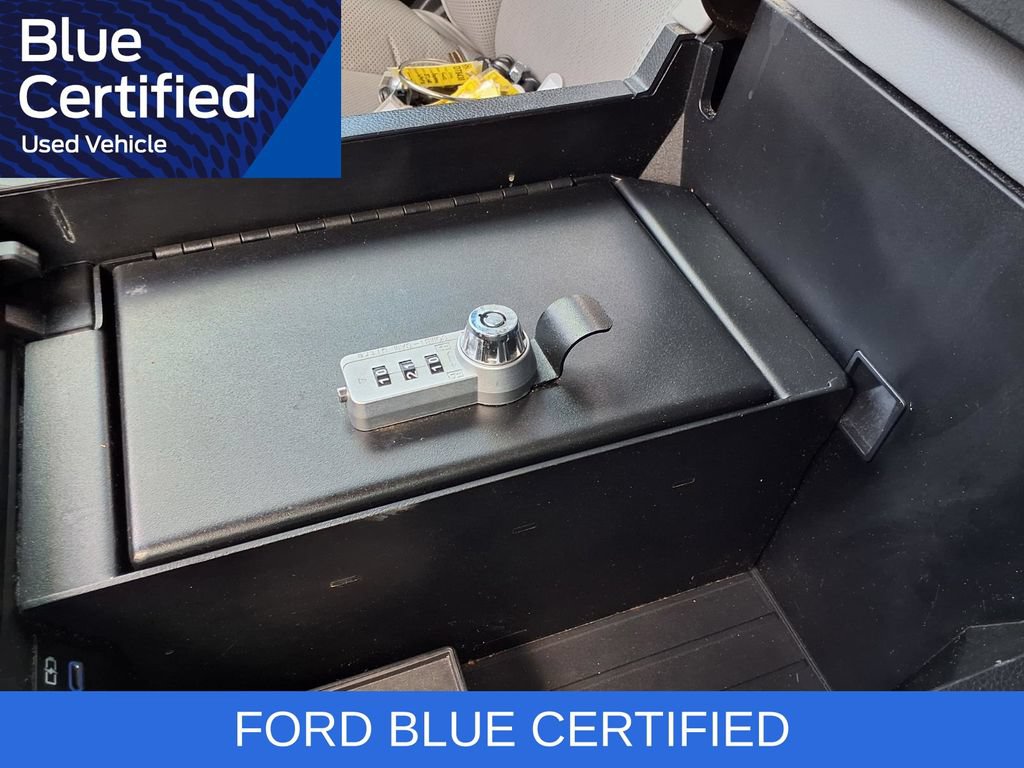 Used 2023 Toyota Tundra Limited w/ Power Package AWD/4WD image 15