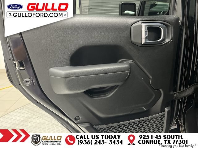 Used 2023 Jeep Gladiator Sport AWD/4WD image 16