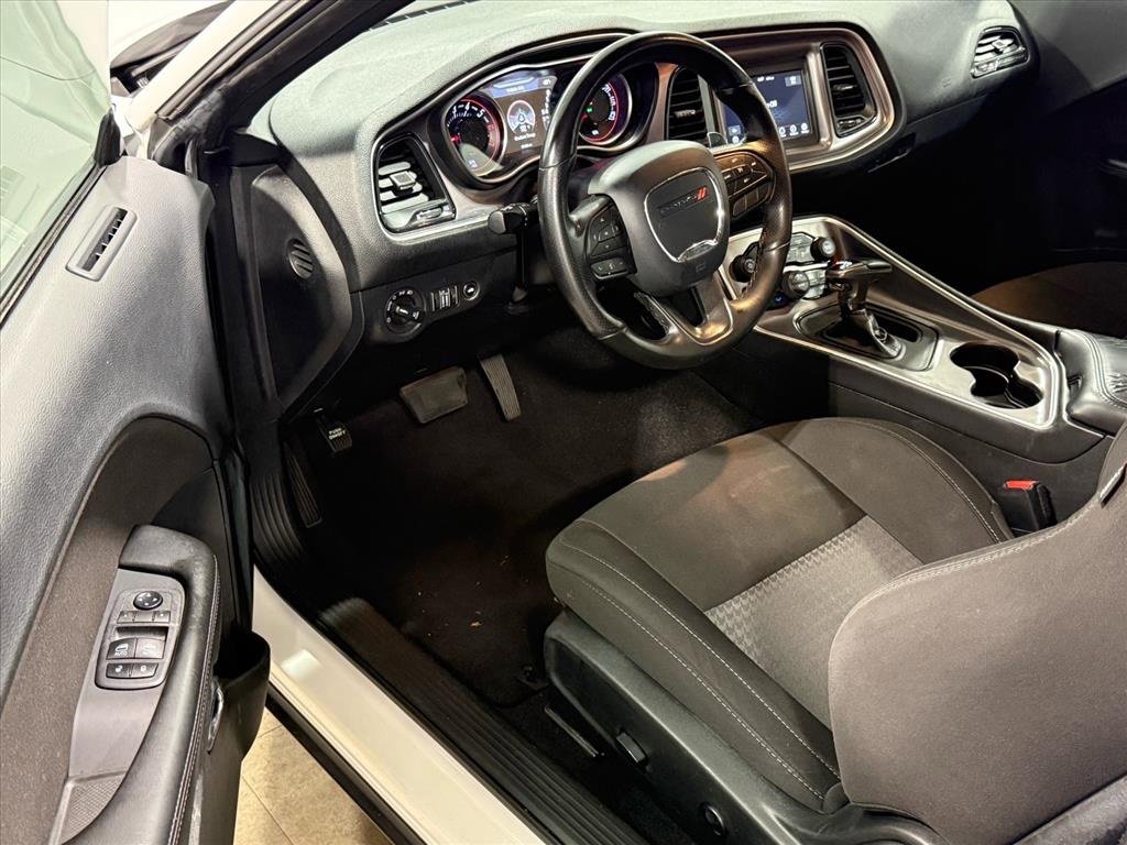 Used 2020 Dodge Challenger R/T image 10