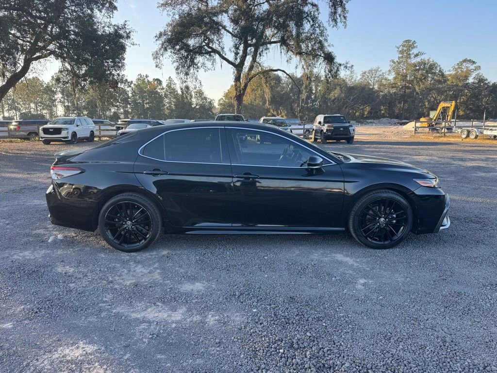 Used 2021 Toyota Camry XSE image 7