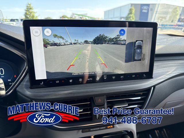 Certified 2023 Ford Escape SE w/ PHEV Premium Package FWD image 19
