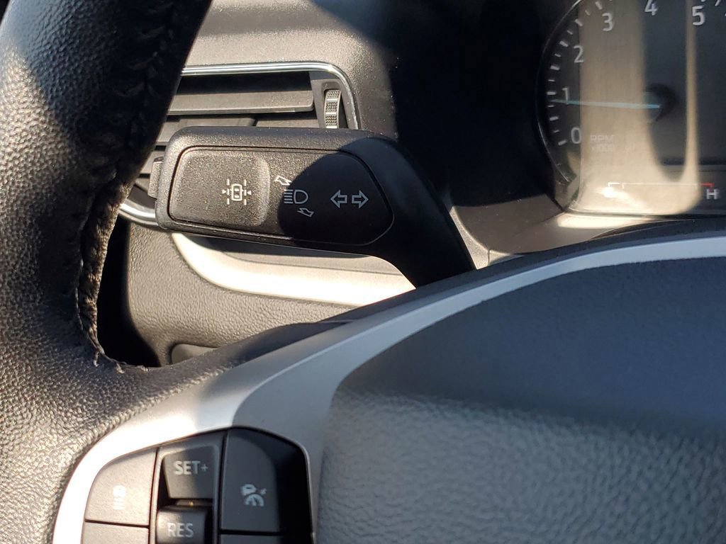 Certified 2022 Ford Explorer XLT w/ Equipment Group 202A image 15