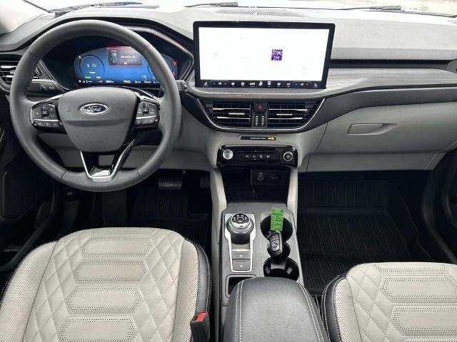 Certified 2024 Ford Escape SE w/ PHEV Premium Package FWD image 13