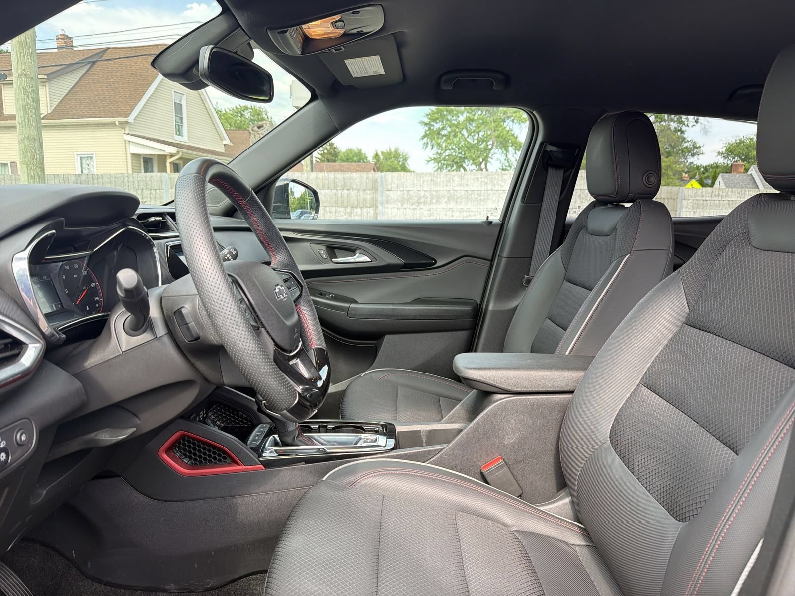 Used 2023 Chevrolet TrailBlazer RS w/ Convenience Package AWD/4WD image 14