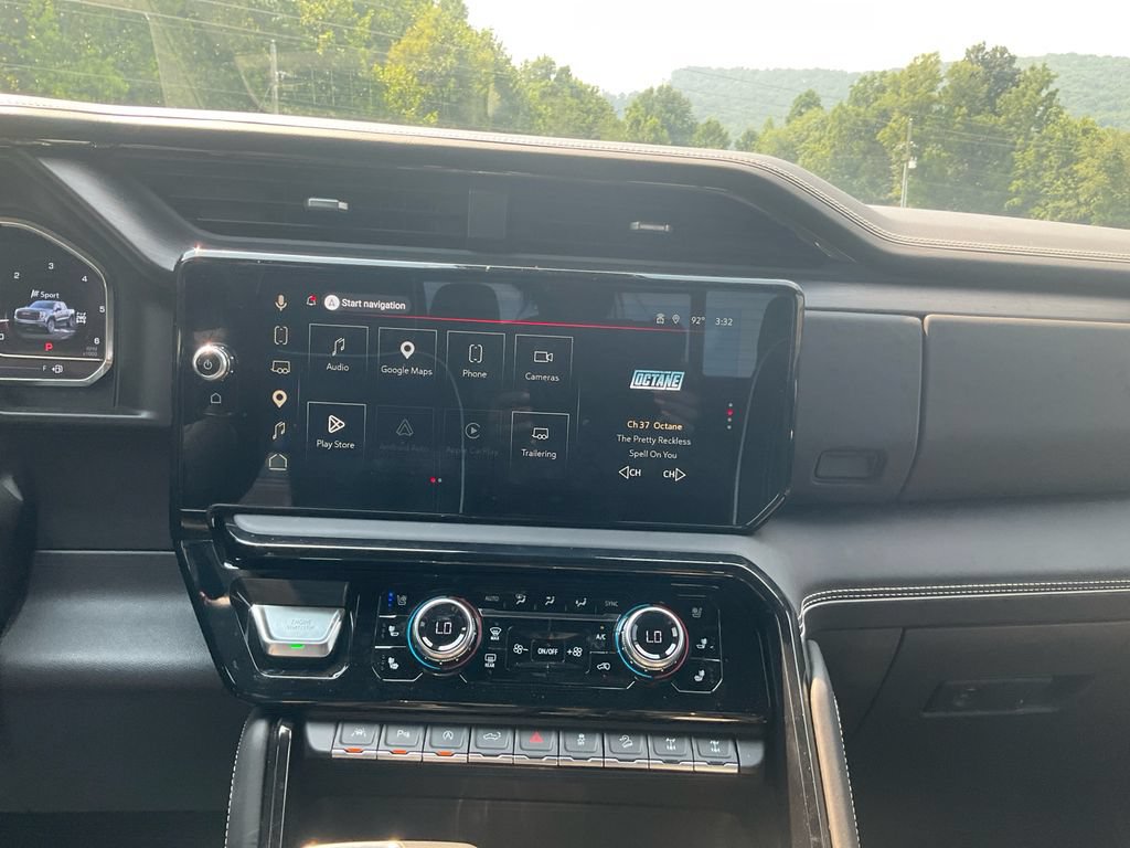 Used 2025 GMC Sierra 1500 AT4X AWD/4WD image 19