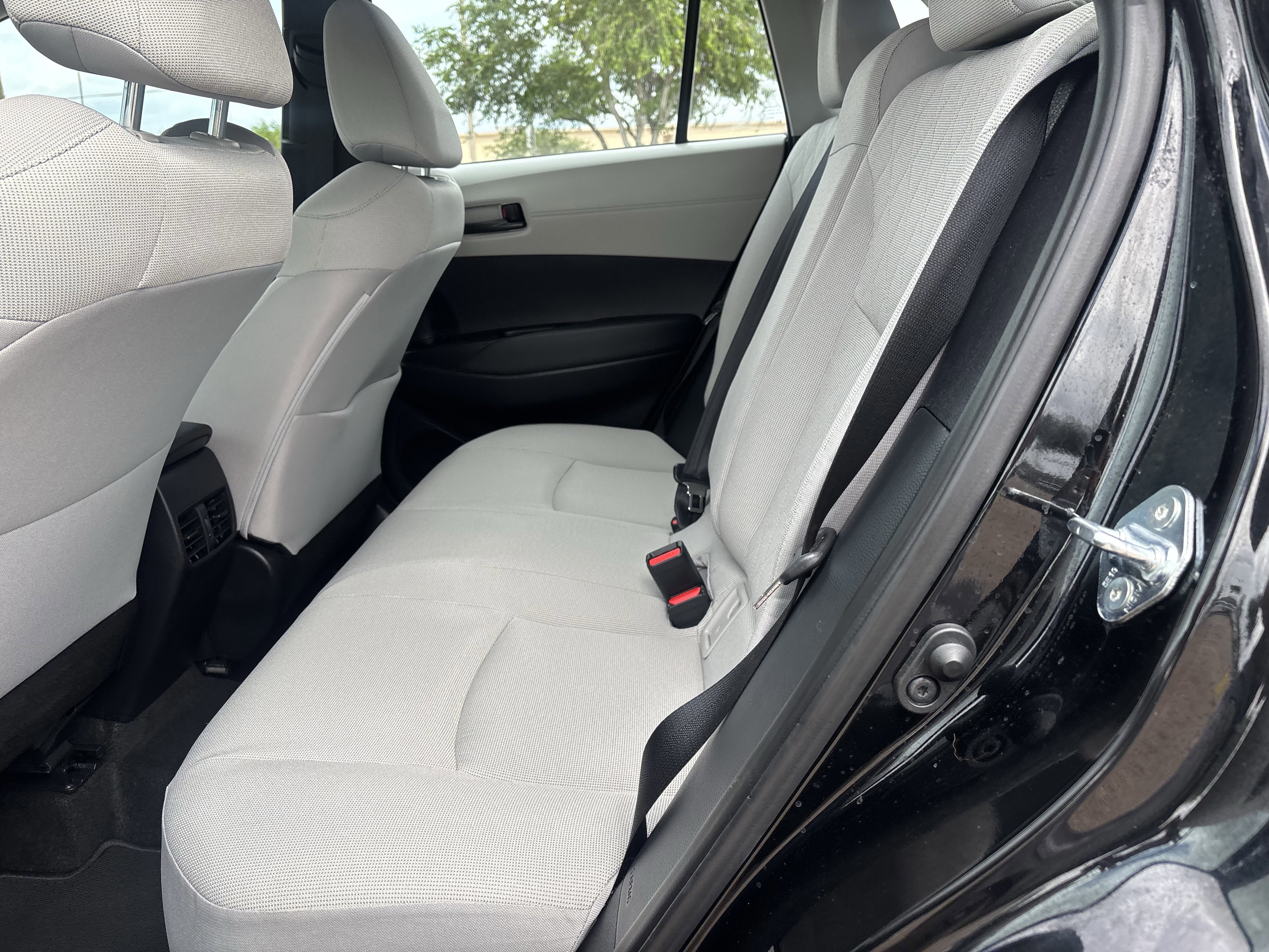 Used 2025 Toyota Corolla Cross L FWD image 17