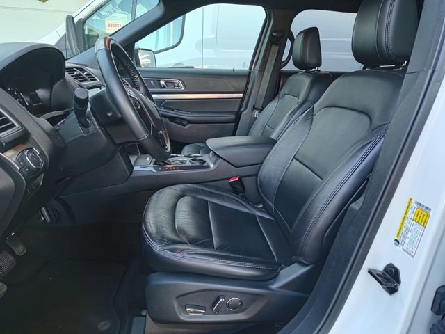 Certified 2018 Ford Explorer XLT w/ Equipment Group 202A image 9