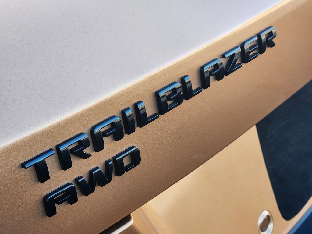 Used 2024 Chevrolet TrailBlazer RS w/ Driver Confidence Package image 15