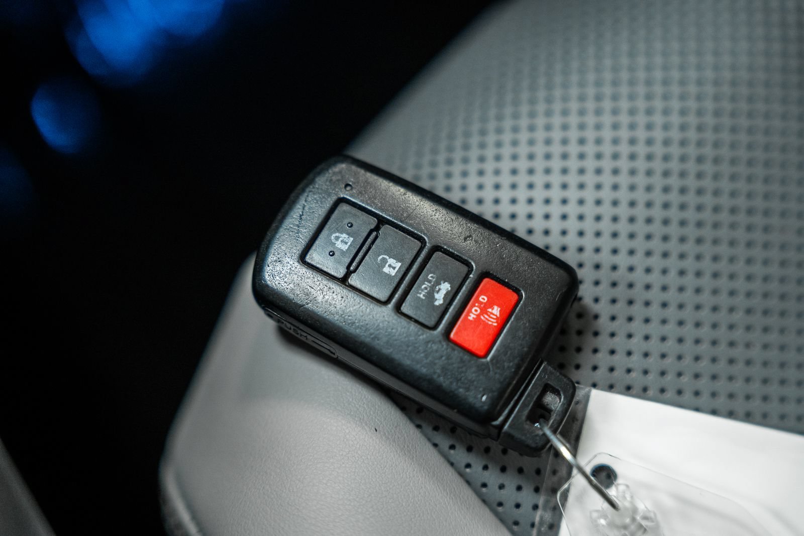 Used 2020 Toyota RAV4 Limited AWD/4WD image 43