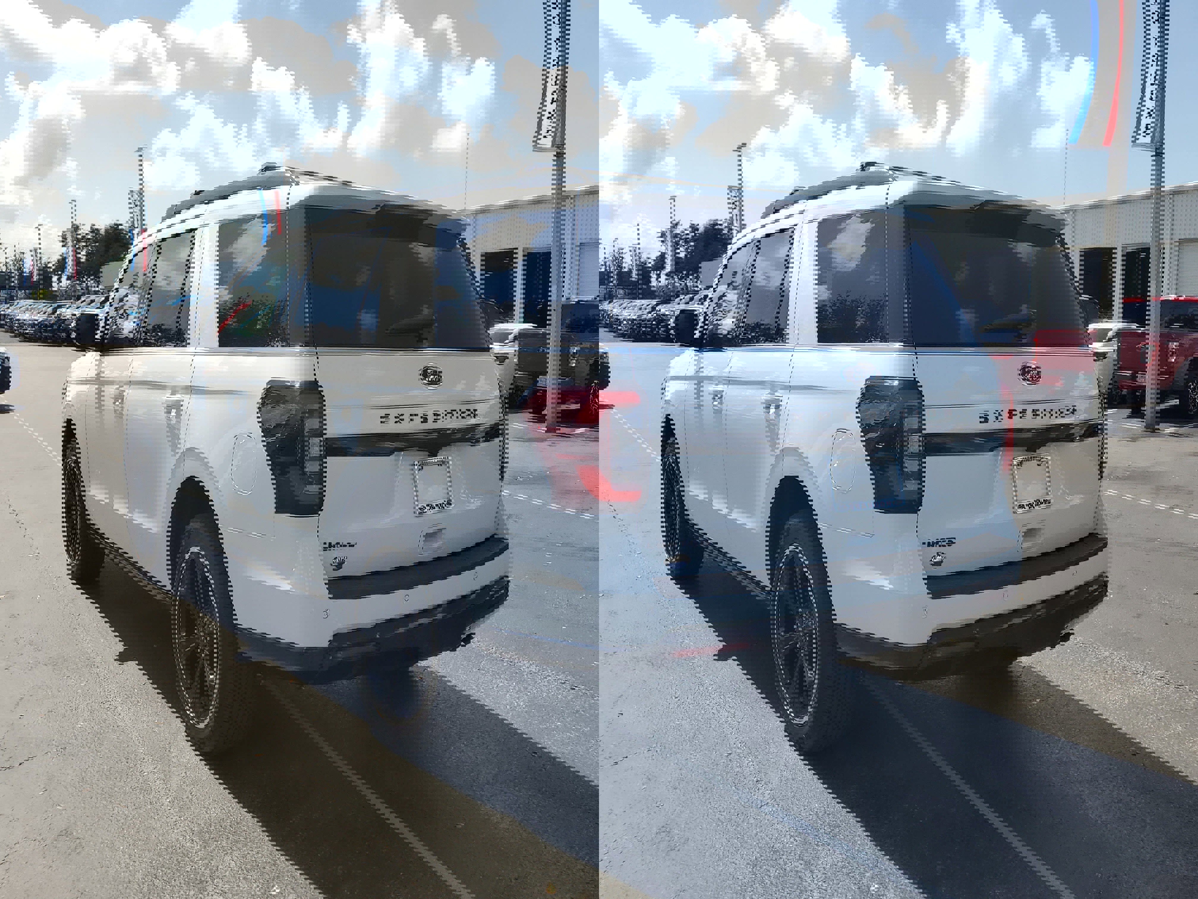 Certified 2024 Ford Expedition Limited image 3