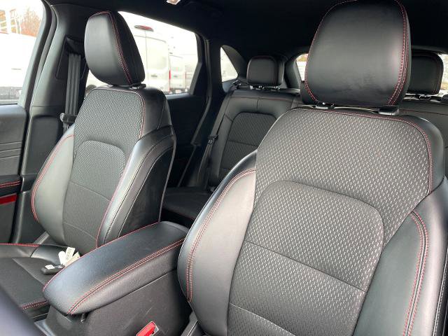 Certified 2025 Ford Escape ST-Line w/ Tech Pack #1 image 28