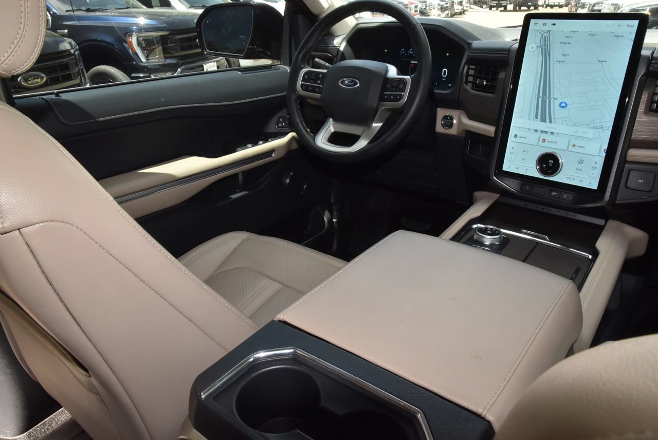 Certified 2024 Ford Expedition Limited RWD image 16
