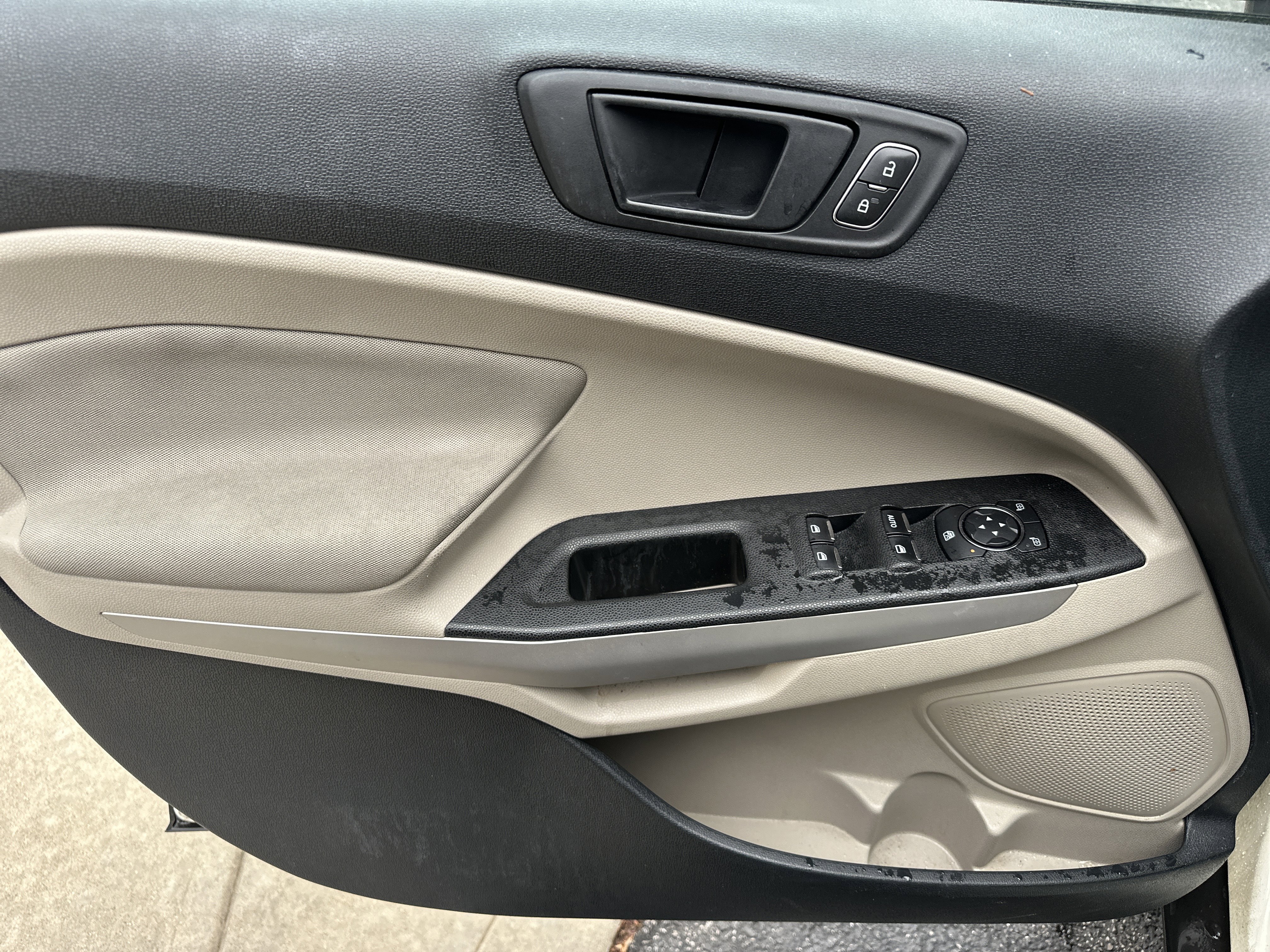 Certified 2021 Ford EcoSport S image 17