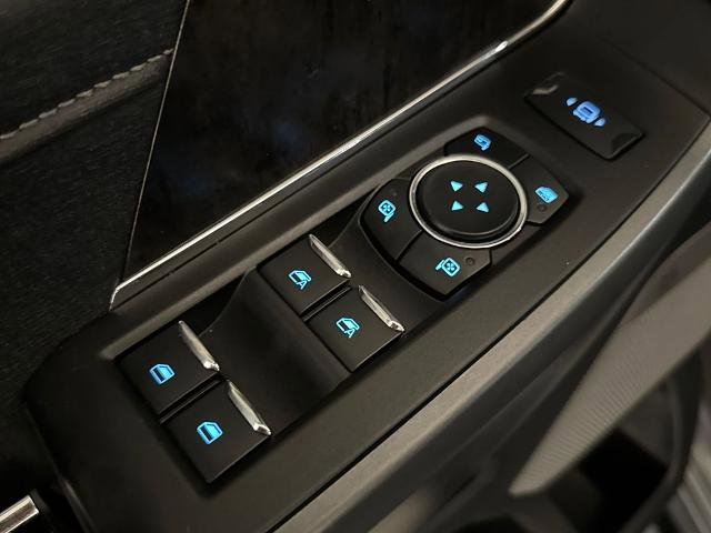 Certified 2024 Ford F250 Lariat w/ Lariat Ultimate Package image 17