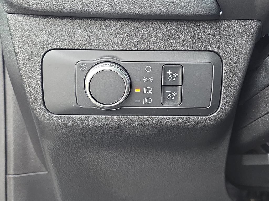 Certified 2021 Ford Escape SE w/ Cold Weather Package AWD/4WD image 23