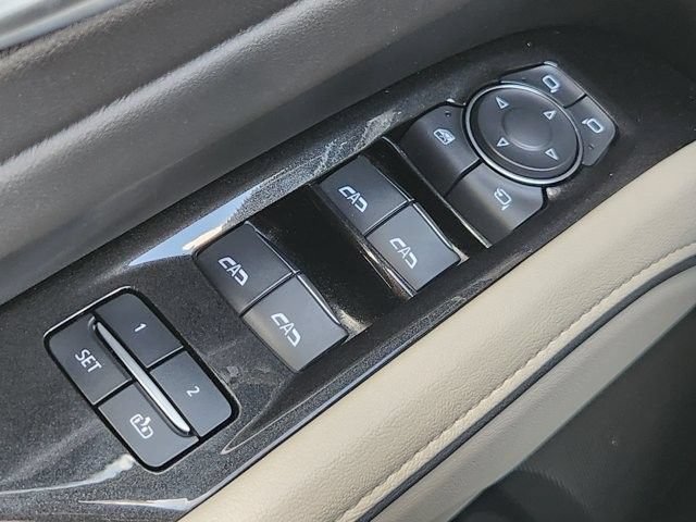 Used 2024 Cadillac Escalade Sport w/ LPO, ONYX Package RWD image 22