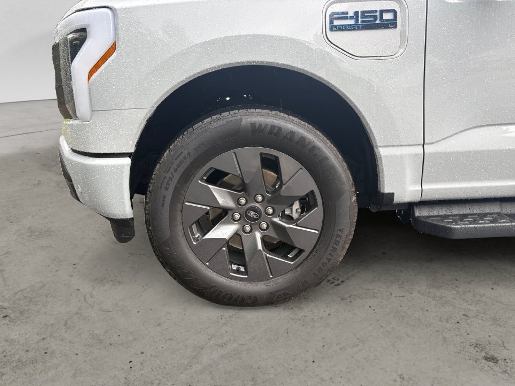 Certified 2024 Ford F150 Lightning Lariat AWD/4WD image 9