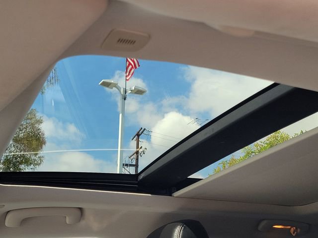 Used 2022 Chrysler 300 Touring L w/ Popular Equipment Group RWD image 15