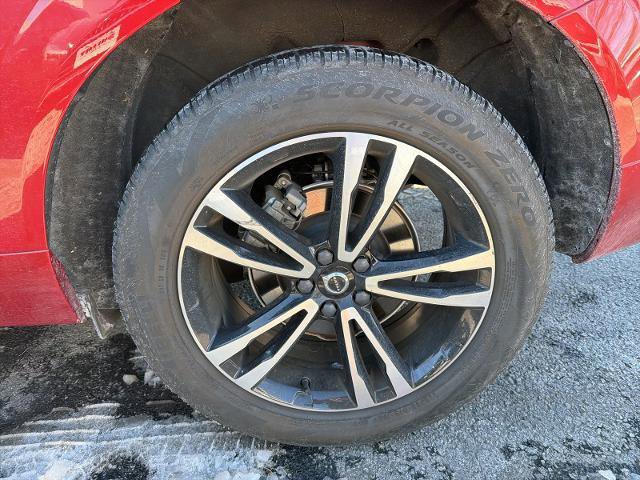 Used 2021 Volvo XC60 T5 Momentum w/ Premium Package image 26