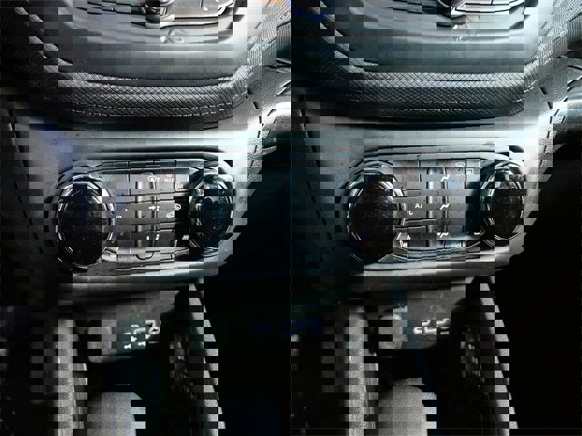 Used 2023 Chevrolet TrailBlazer LT image 18