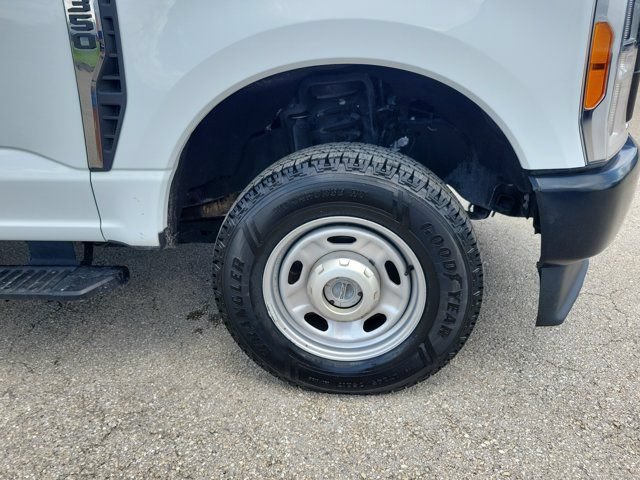 Certified 2023 Ford F350 XL w/ 360-Degree Camera Package AWD/4WD image 12