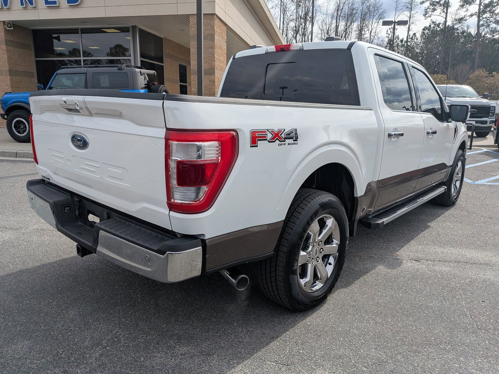 Certified 2021 Ford F150 Lariat w/ Max Trailer Tow Package image 3