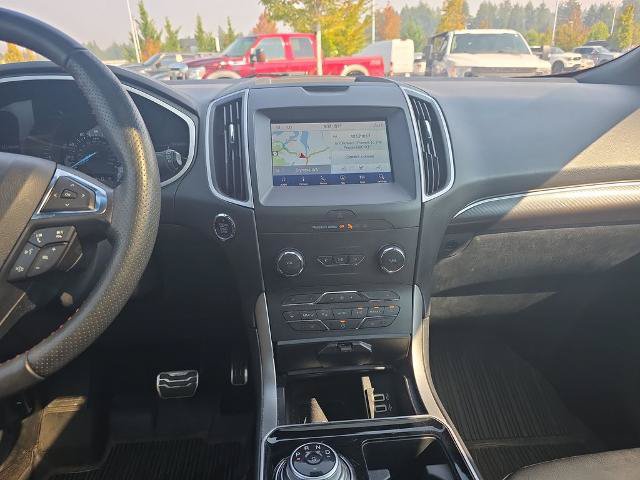 Certified 2020 Ford Edge ST-Line w/ Cold Weather Package AWD/4WD image 26